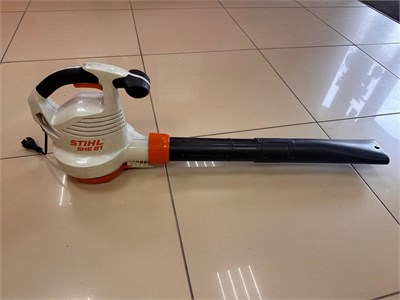 воздуходувное устройство Stihl she 81 890000764879