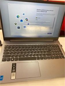 Lenovo IdeaPad Slim 3 15IAH8 i5-12450h 890000710805