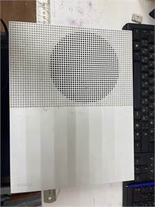 Xbox One S 890000766817