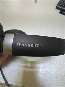 Наушники SENNHEISER HD 450BT 890000770395
