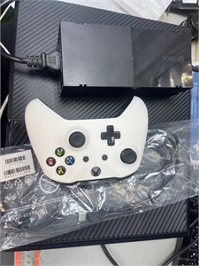 Xbox one S 1540 890000768890