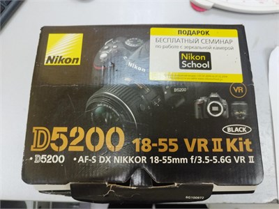 Фотоаппарат Nikon D5200 + объектив 18-55мм 890000767856