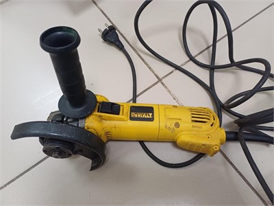 Углошлифовальная машина (УШМ) DeWalt D 28134 890000768045