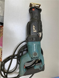 Сабельная пила Makita JR3070CT 890000773249