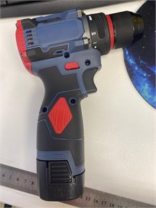 Аккумуляторная дрель-шуруповерт BRUSHLESS 890000772564