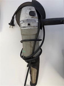 Угловая шлифмашина Интерскол УШМ 180/1800М 890000775262