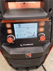 Сварочный полуавтомат FoxWeld UNO MIG 207 LCD 890000662723