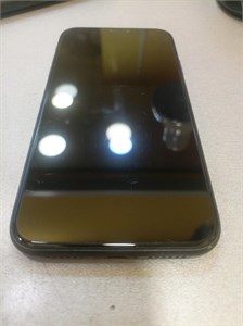 iPhone 11 64 890000778215