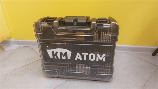 Дрель-шуруповерт KM Atom CD-181 890000778586