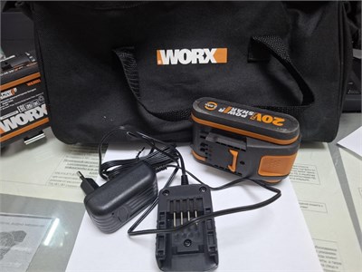 Дрель-шуруповерт WORX WX100 890000779555