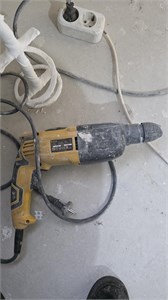 Перфоратор электрический DENZEL RH-750-24 890000783386
