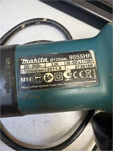 Угловая шлифмашина Makita 9555HN 890000781859