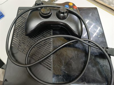 Игровая приставка Microsoft Xbox 360 E 890000455312