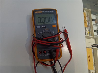 Цифровой мультиметр FLUKE 15B+ 890000509838