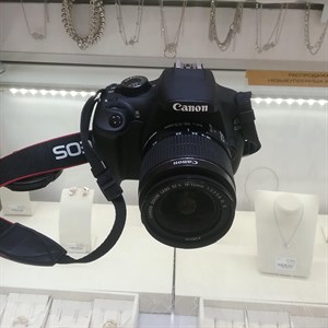 Фотоаппарат Canon EOS 1200D + объектив 18-55мм 890000511614