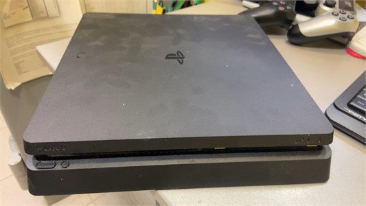 Игровая приставка Sony PlayStation 4 Slim (CUH-2108A) 500 ГБ 890000520736