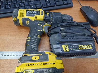 Аккумуляторная ударная дрель-шуруповерт Stanley Fatmax SFMCD711 890000505227