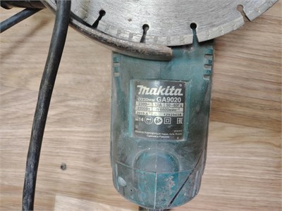 УШМ Makita GA9020 890000532684