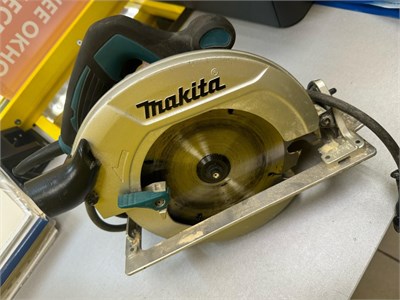 Дисковая пила Makita HS7600 890000533220