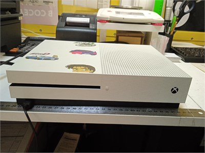 Игровая приставка Microsoft XBOX One S (1681) 890000535847