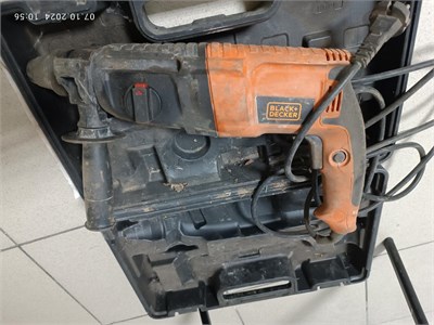 Отбойник BLACK+DECKER BDHR26KR 890000532377