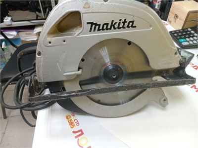 Дисковая пила Makita 5704R + кейс 890000535361