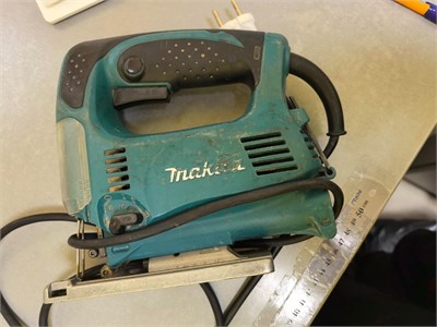 Лобзик электрический Makita 4329 890000546885