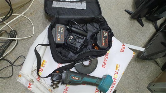 Аккумуляторная УШМ BORT BWS-18Li-125 890000561797