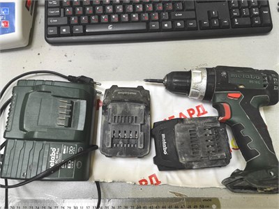Аккумуляторная дрель-шуруповерт Metabo BS 18 L 890000568360