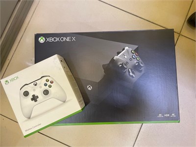 Игровая приставка Microsoft XBox One X 1 TB 890000559636