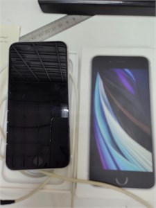 APPLE IPHONE SE 2020 64 ГБ 890000582540