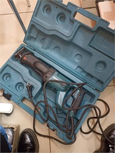 Сабельная Makita JR3050T 890000582344