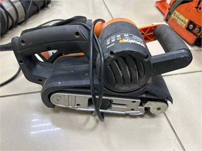 ЛЕНТОЧНАЯ ШЛИФМАШИНА WORX WT662 890000584086