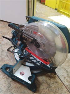 Торцовочная пила Bosch GCM10J 890000562254