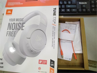 Беспроводные наушники JBL Tune 770NC 890000584575
