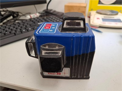 ЛАЗЕРНЫЙ УРОВЕНЬ ЗУБР КРЕСТ 3D 890000586284