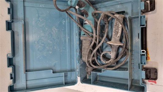ПЕРФАРАТОР MAKITA HR2470 890000587615
