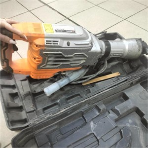 Отбойный молоток электрический Вихрь ОМ-1750Э 890000587117
