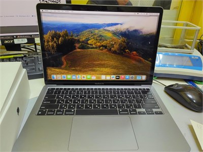 Ноутбук Apple MacBook Air 13 (2020, M1) 8/256 ГБ 890000590647