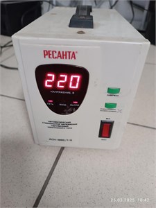 Автоматический стабилизатор напряжения электронный РЕСАНТА АСР-1000/1-Ц 890000592025