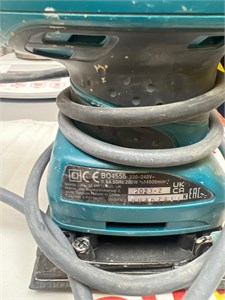 Шлифовальная машинка Makita BO4556 890000588717