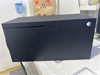 Игровая приставка Microsoft Xbox Series X 890000597629