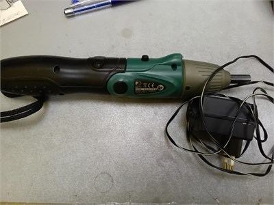 Электроотвёртка Makita ME77 890000598193