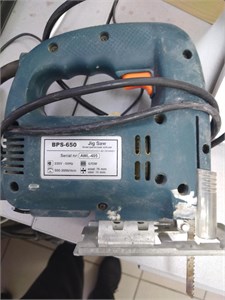 Электрический лобзик Bort BPS-650 890000596729