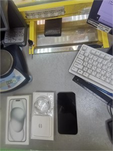 APPLE IPHONE 15 PLUS 128 ГБ 890000601852