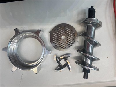 Мясорубка LERAN MGC-300 GS 890000599858