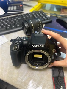 Зеркальный фотоаппарат Canon EOS 250D + EF-S 18-55mm IS STM 890000563680