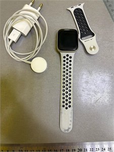 Часы Apple Watch Series 5 GPS Nike 44mm 890000588716