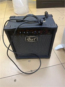 Комбоусилитель CORT MX15R 890000594168