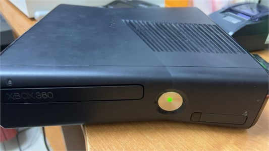 Игровая приставка Microsoft Xbox 360 S 890000607826